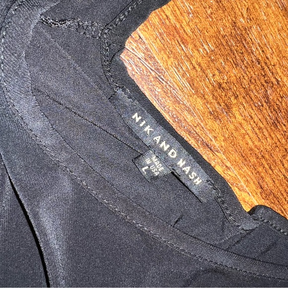 Nik and Nash Black Sleeveless V Neck Wide Leg Shorts Romper Size L - Picture 7 of 9